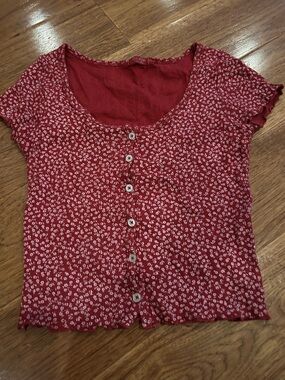 Red Floral Button-Front Scoop Neck Women's Top